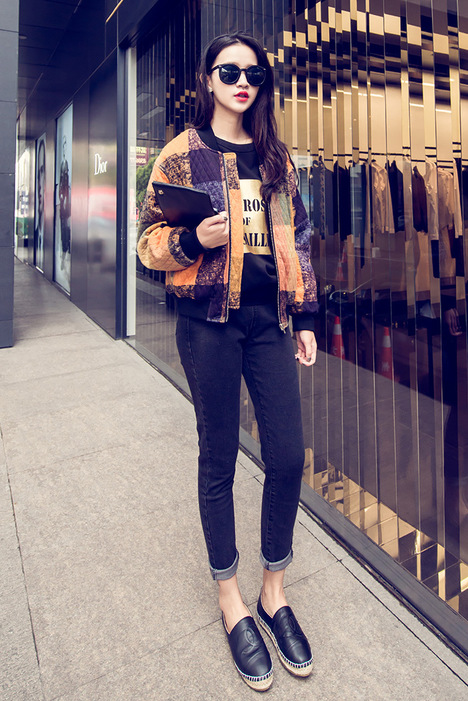 秋天+英伦风+气质 出街大牌穿搭拉长身材比例