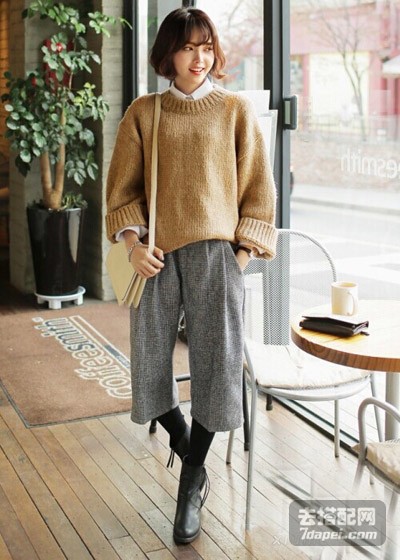 毛衣+衬衫+学院风搭配 够减龄显嫩