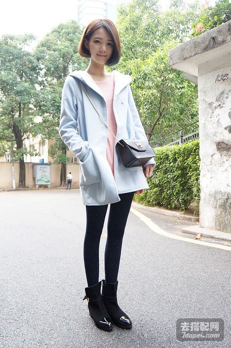 秋季恋上甜美搭 靓丽身形甜美加分~