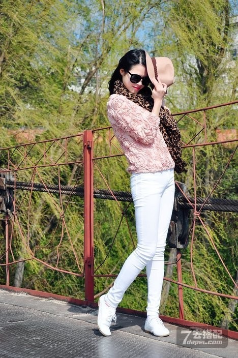 初秋+甜美 扬长避短搭出回头率100%~