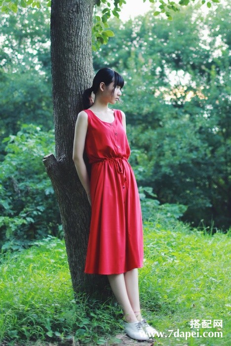 夏季+显瘦+小清新 展现女孩的夏日美