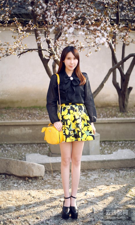 2015春天+优雅 拉长身材比例搭