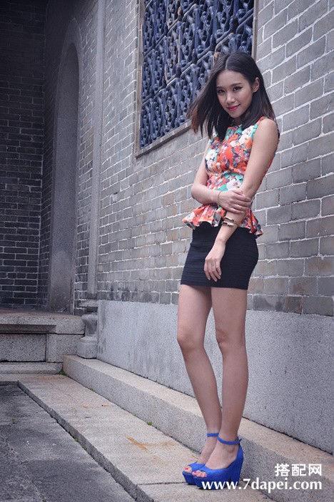 优雅大衣+连衣裙 遮肚腩穿出名媛淑女范儿