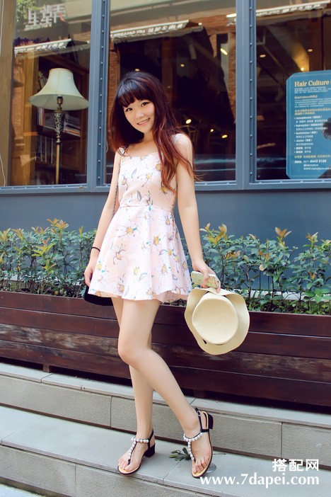 秋冬款内搭连衣裙+遮肚腩 修身显瘦效果~