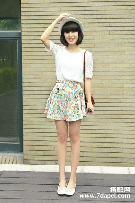 夏季+甜美+短裙 清纯飘逸甜美可人