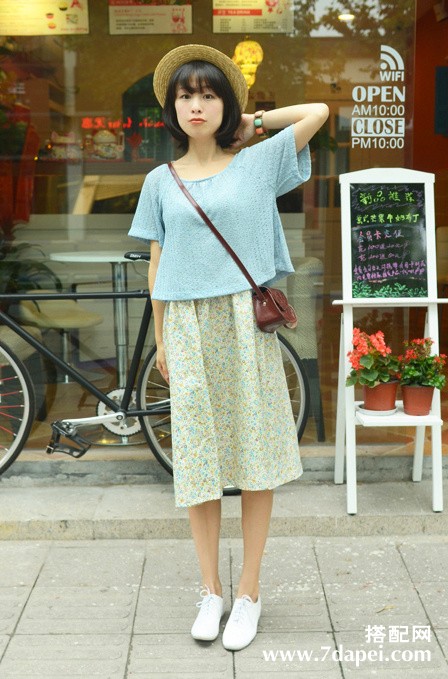 夏季+甜美+短裙 清纯飘逸甜美可人
