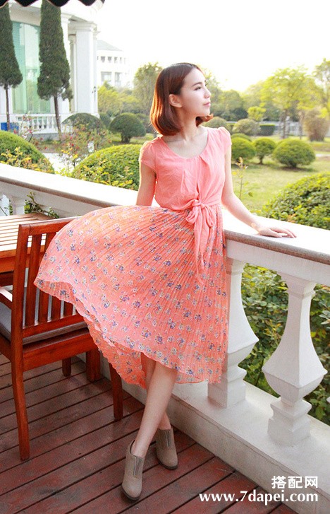 羽绒服+遮粗臂搭 显瘦潮搭一点也不显臃肿