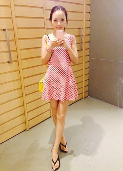 外套+围巾+遮粗臂 冬天最养眼时髦的造型