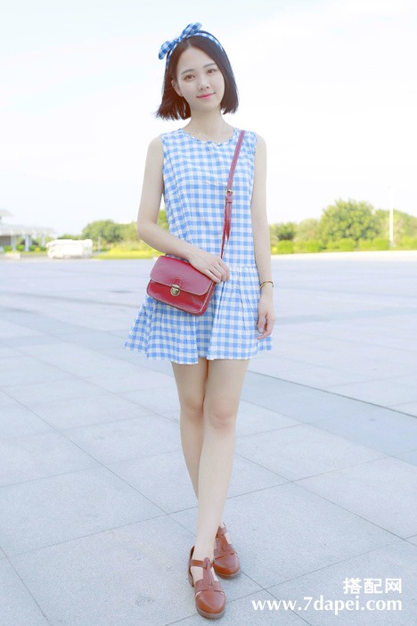 夏天+连衣裙+小清新 优雅清新洋气出街吧