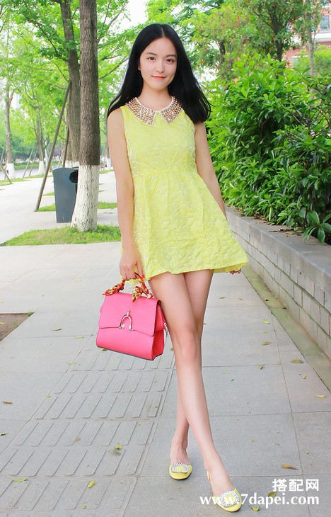 夏季+连衣裙+显瘦 让身材看上去更加完美协调