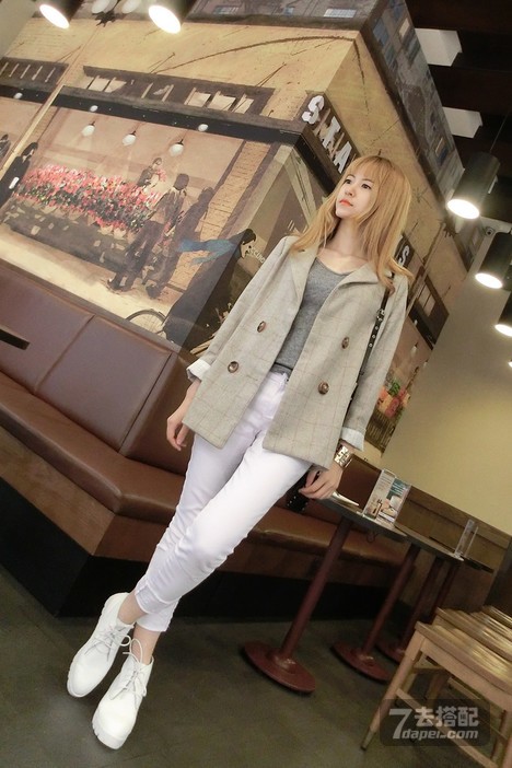 小外套+小清新+优雅 利落又不失甜美和俏皮