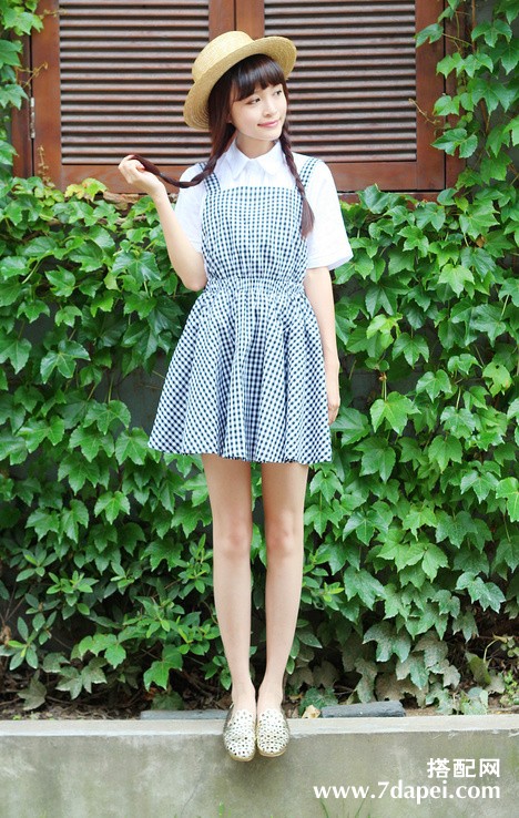 长短叠加+显肩窄 混搭不用愁打造层次感