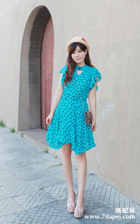 夏天+连衣裙+矮个子 甜美气质show显高身材