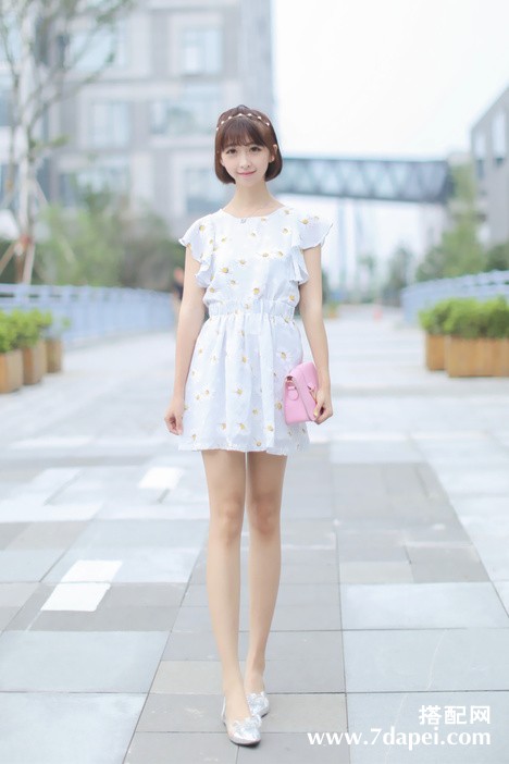 夏天+连衣裙+小清新 可爱的小女人味自然流淌