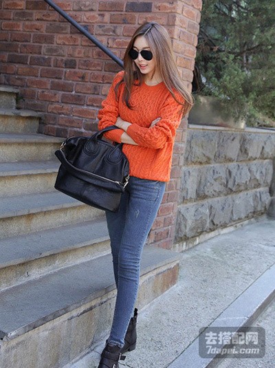 春天+亮色毛衣 知性迷人吸睛搭