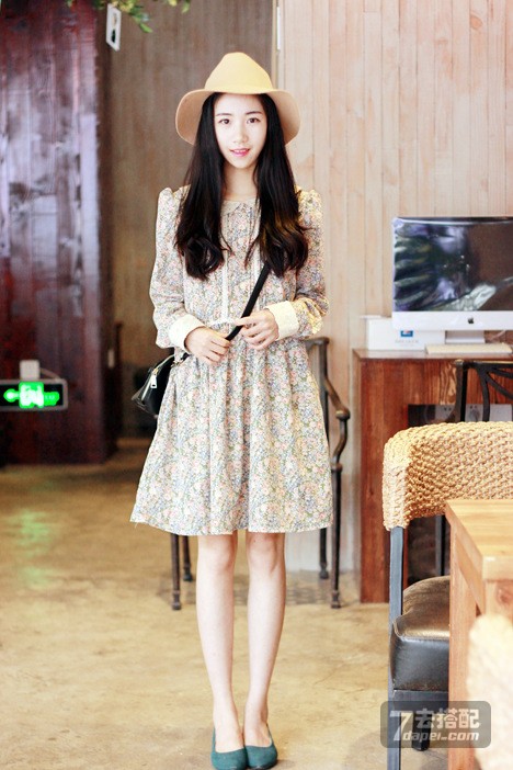 2014初春+显瘦气质 早春搭出愉悦好心情~