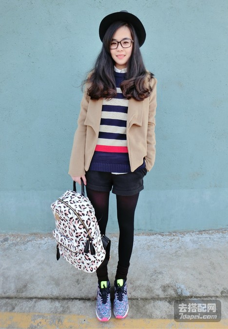 秋季打造甜美派头 温暖出街迷死男友~