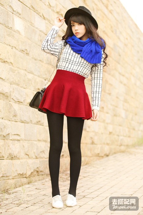 日系的甜美扑面而来 冬天一样成为瘦腿+长腿妹妹~