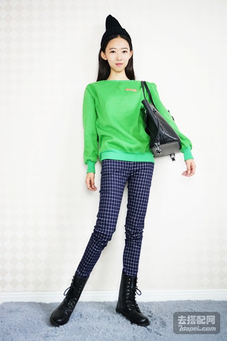 矮个子秋季瘦腿示范搭 给秋天带来一点随意懒惰的气质吧！