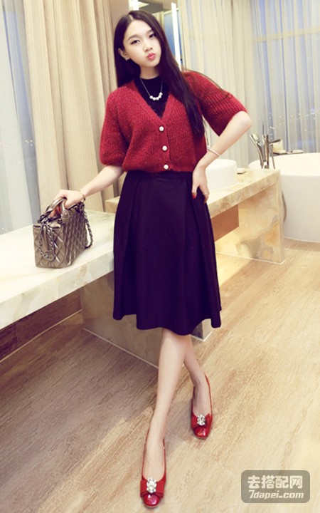 秋季优雅显高搭 穿出曲线身材范~