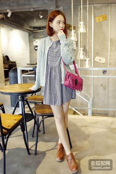 秋季+连衣裙+小清新气质搭 一切皆有可能哦~