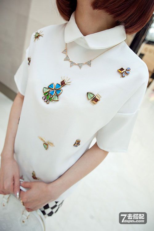 甜美+连衣裙 穿出气质淑女范