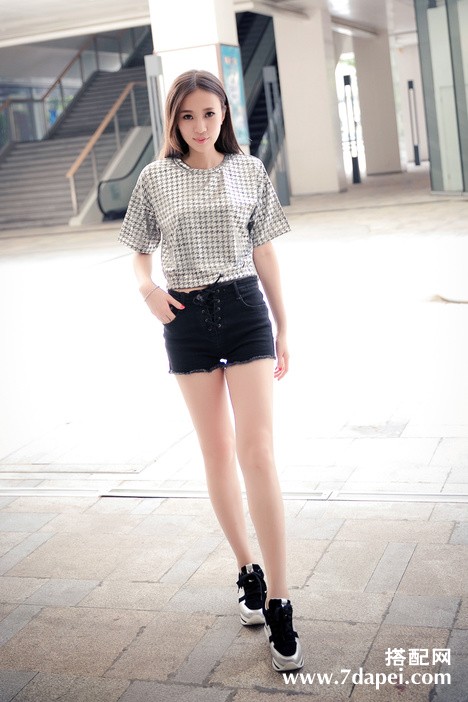 夏天+短裤+显瘦 夏季拉长腿~