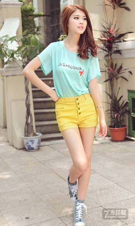 雪纺衫巧妙搭配清新甜美范~ 显瘦又时尚范