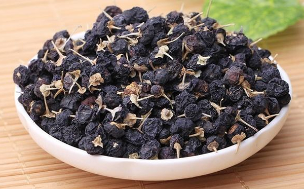 黑枸杞的功效和吃法