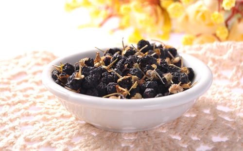 黑枸杞图片与功效 枸杞功效作用