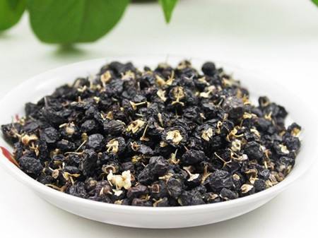 枸杞泡水 经常用枸杞泡水喝有5大好处