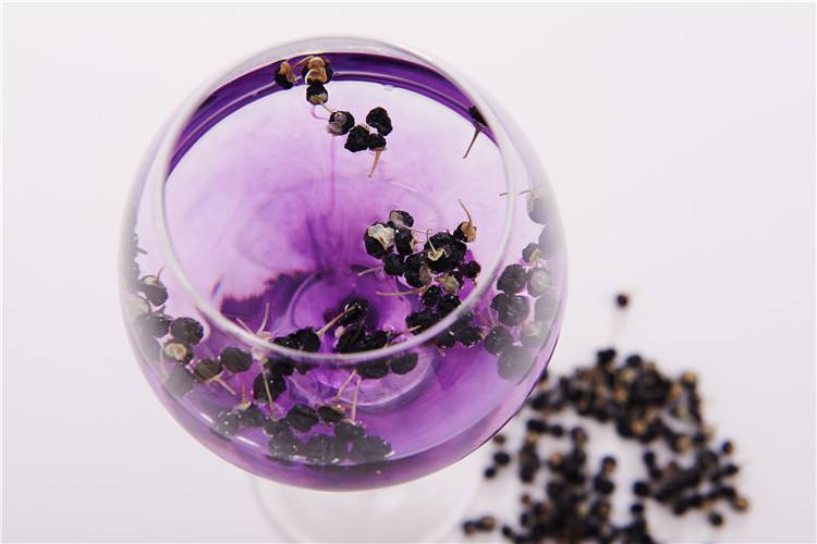 野生黑枸杞与种植黑枸杞功效一样吗？