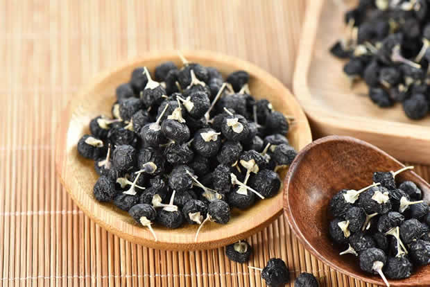 黑枸杞的功效与作用 这样吃才对