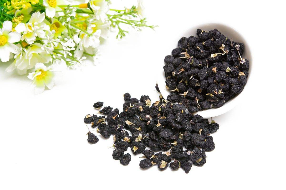 黑枸杞的几大功效,总有一项适合你,看了便知!