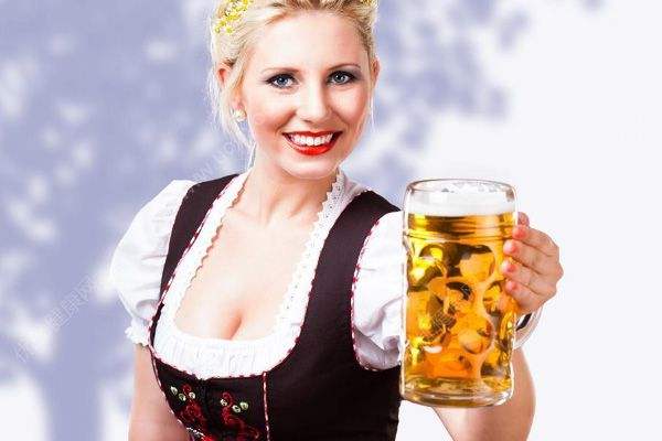 月经每个月都推迟,是什么原因引起的?