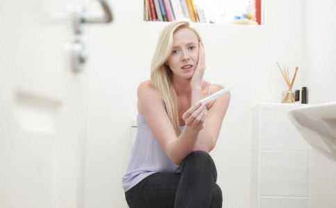 女生月经推迟的原因是什么呢?