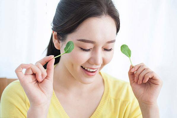 例假推迟的原因有哪些？女性月经周期一般为28～30天