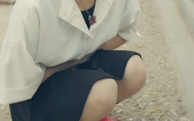 请问月经量突然很少是什么原因？