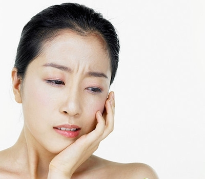 最近老是牙龈肿痛，是怎么回事啊！要到医院去看一下