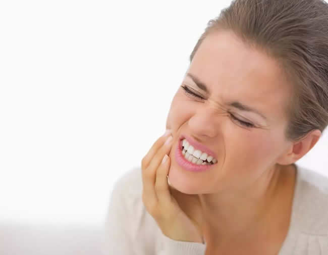 上火牙龈肿痛怎么办？多吃这4种食物