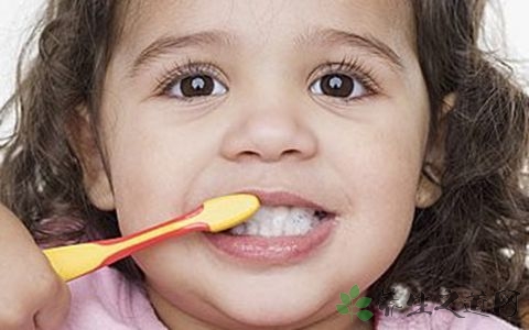 牙龈肿痛怎么办?不可忽视大意