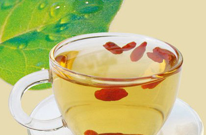 枸杞泡水喝上火吗 枸杞泡水喝的功效