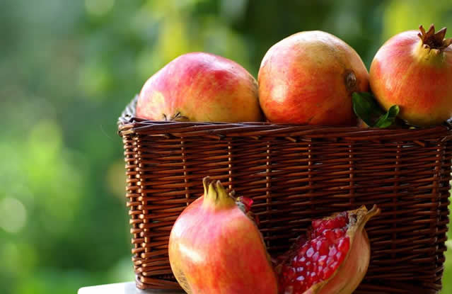 红石榴的功效与作用 高效的养颜美容水果