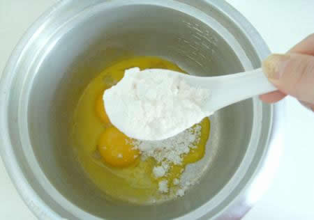 用电饭锅做蛋糕