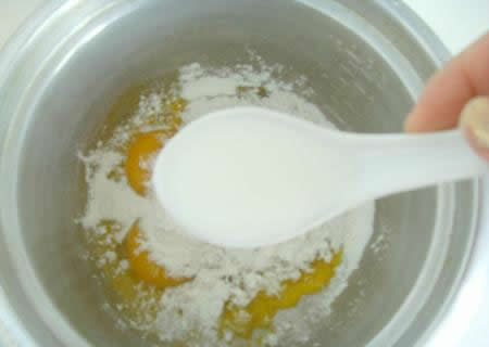 用电饭锅做蛋糕