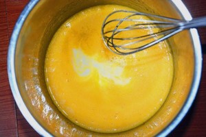 烤箱做蛋糕(戚风蛋糕的做法)