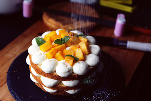 不会裱花没关系的水果裸蛋糕 芒果裸蛋糕