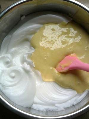 软绵绵戚风纸杯蛋糕