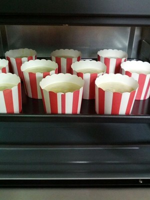 软绵绵戚风纸杯蛋糕