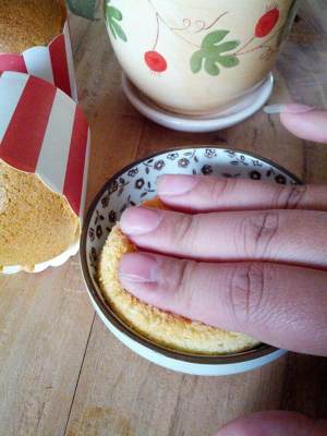 软绵绵戚风纸杯蛋糕